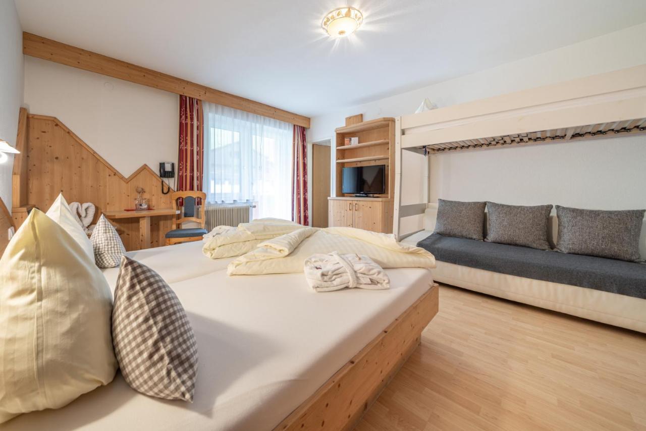 Familienhotel Replerhof Mit Kinderbetreuung Prägraten Rum bild