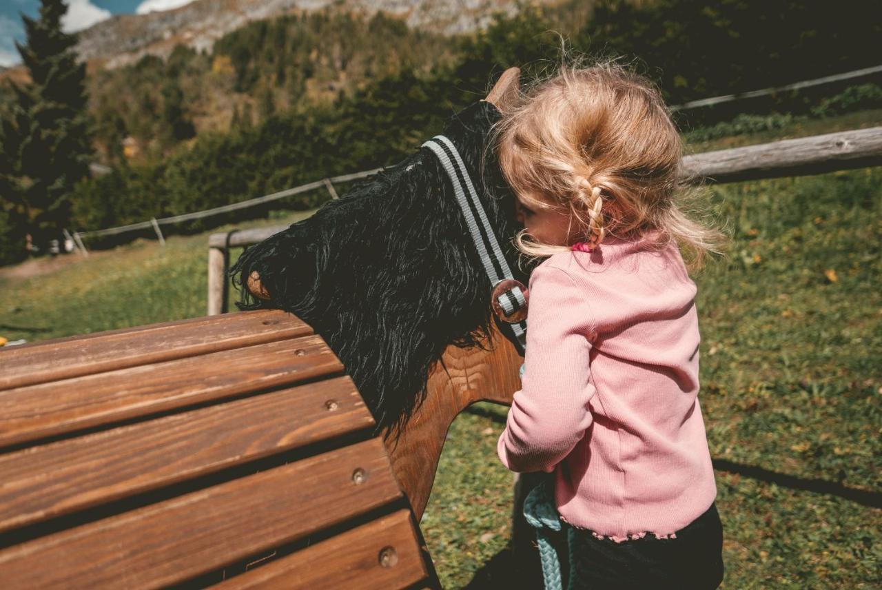 Familienhotel Replerhof Mit Kinderbetreuung Prägraten Exteriör bild